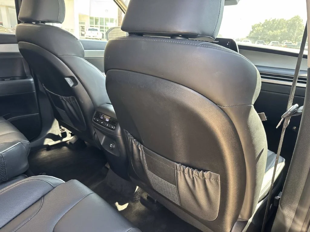 Used 2025 Gray Hyundai SEL image 21