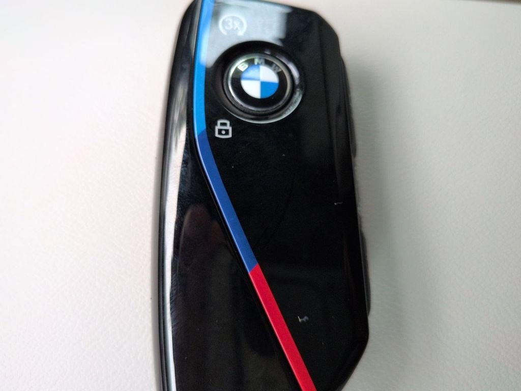 New 2026 Brooklyn Grey Metallic BMW M60i image 30