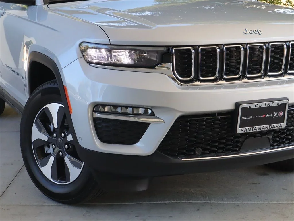 New 2023 Silver Jeep 4xe image 2