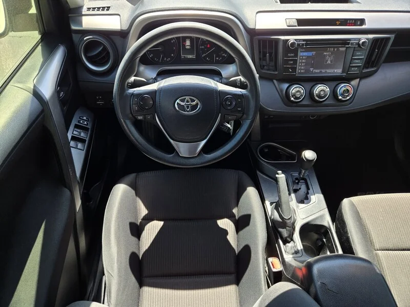 Used 2017 White Toyota LE image 9