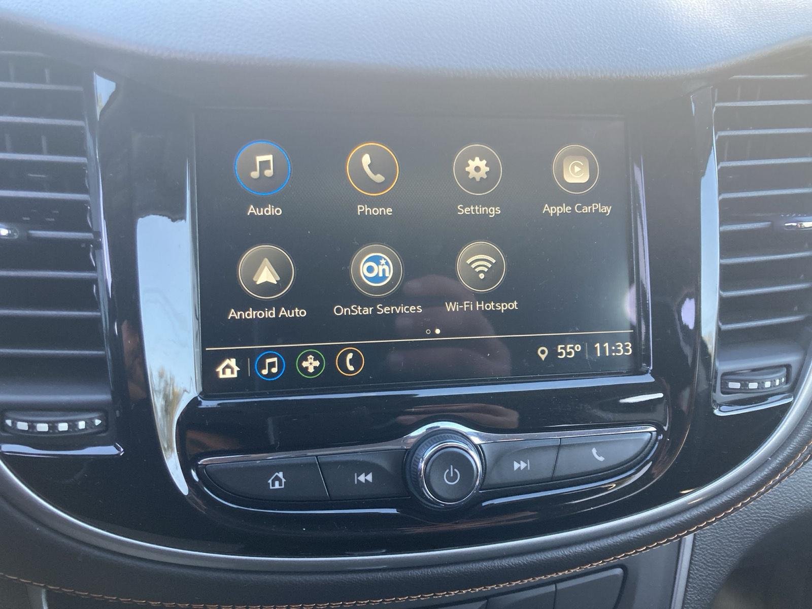 Used 2018 Silver Ice Metallic Chevrolet LT image 18