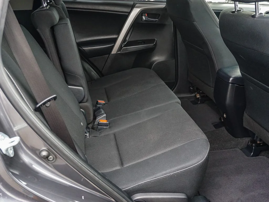 Used 2017 Gray Toyota XLE image 14