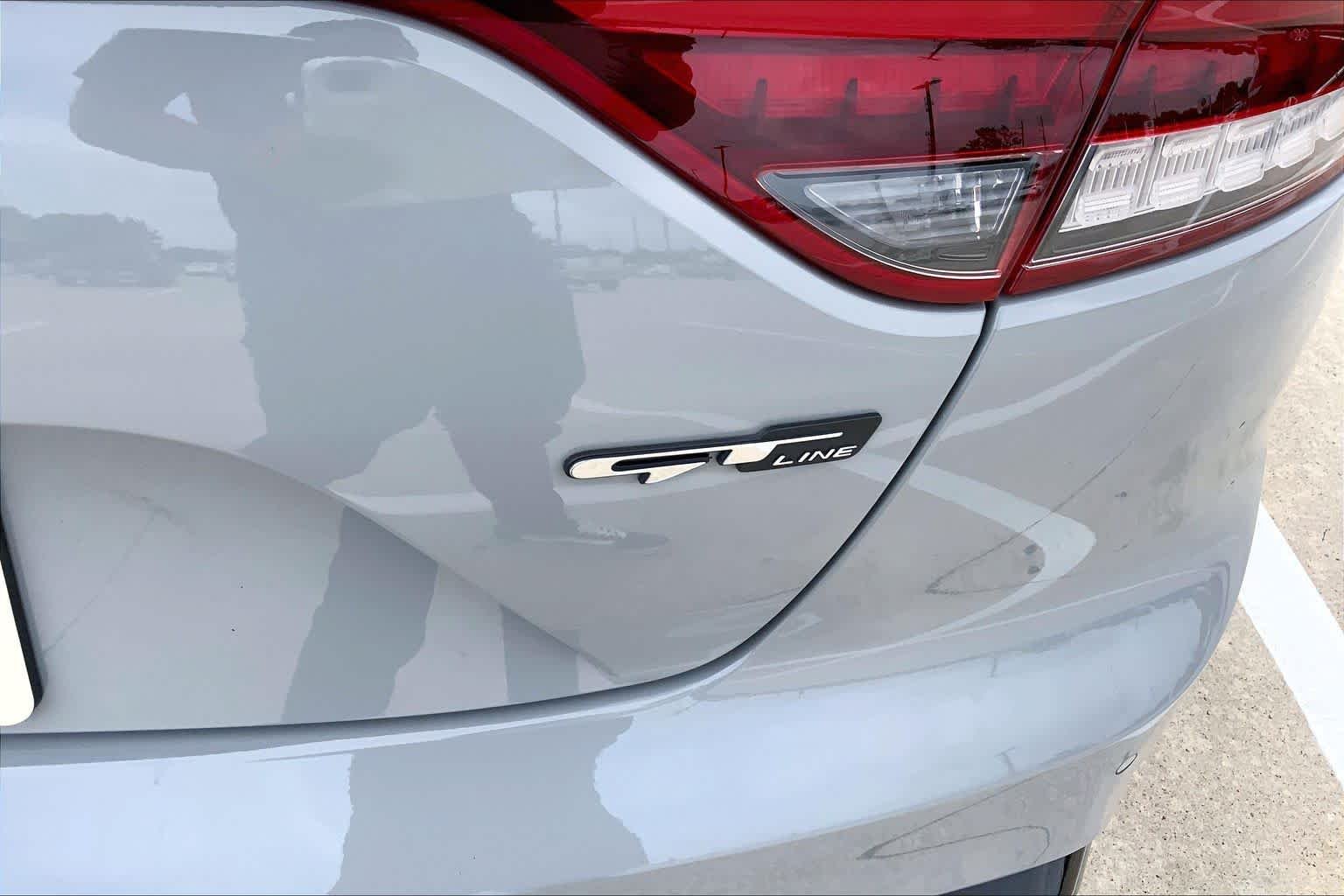 Used 2022 Ceramic Silver Kia GT-Line image 10