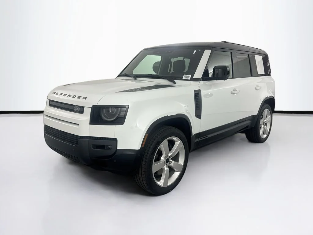 New 2026 Fuji White Land Rover X-Dynamic SE image 1