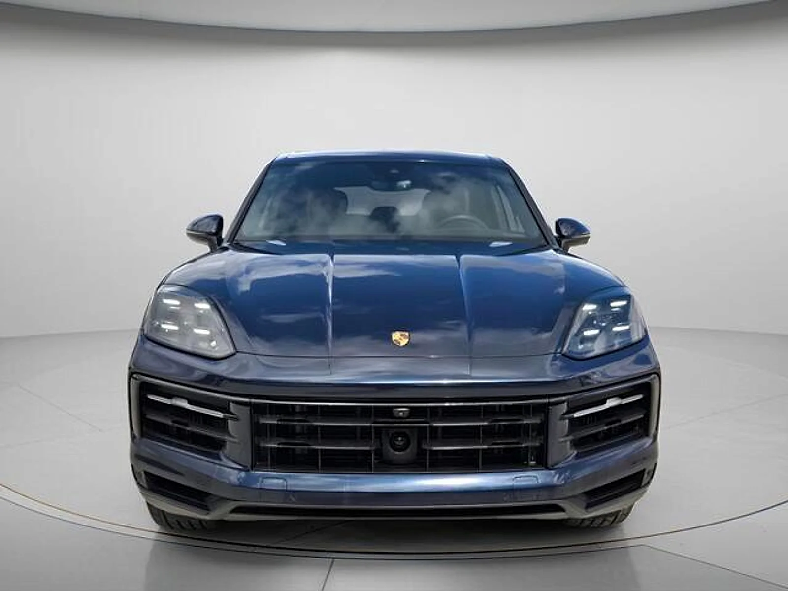 Used 2025  Porsche  image 9