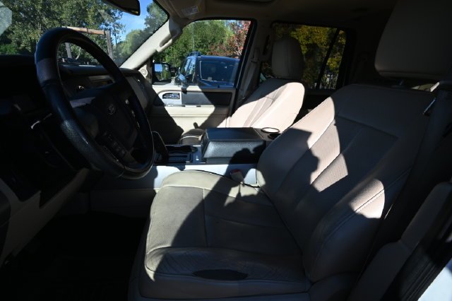 Used 2017 White Ford XLT image 10
