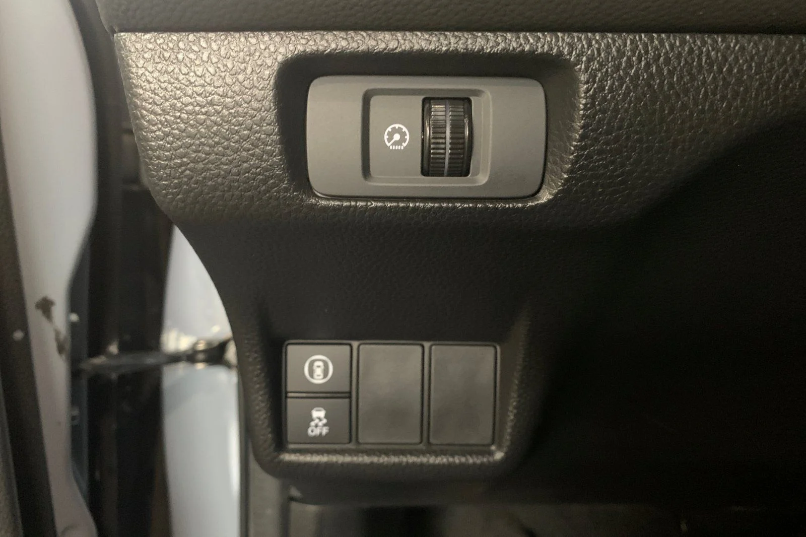 Certified Used 2024 Gray Pearl Honda Sport image 30
