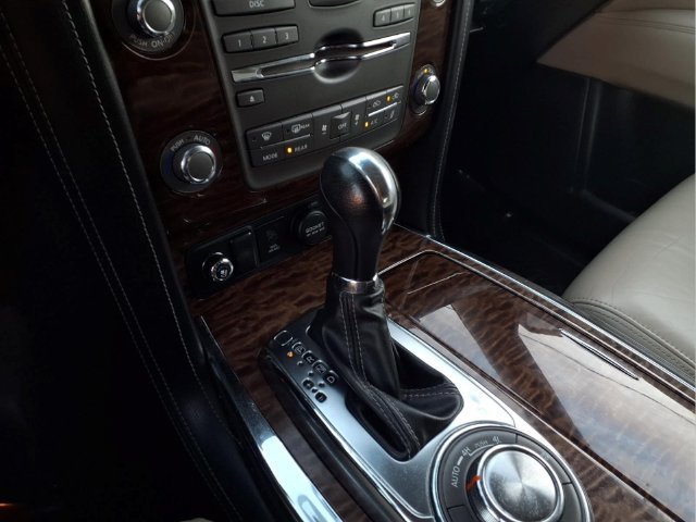 Used 2018 Blue Nissan Platinum image 8