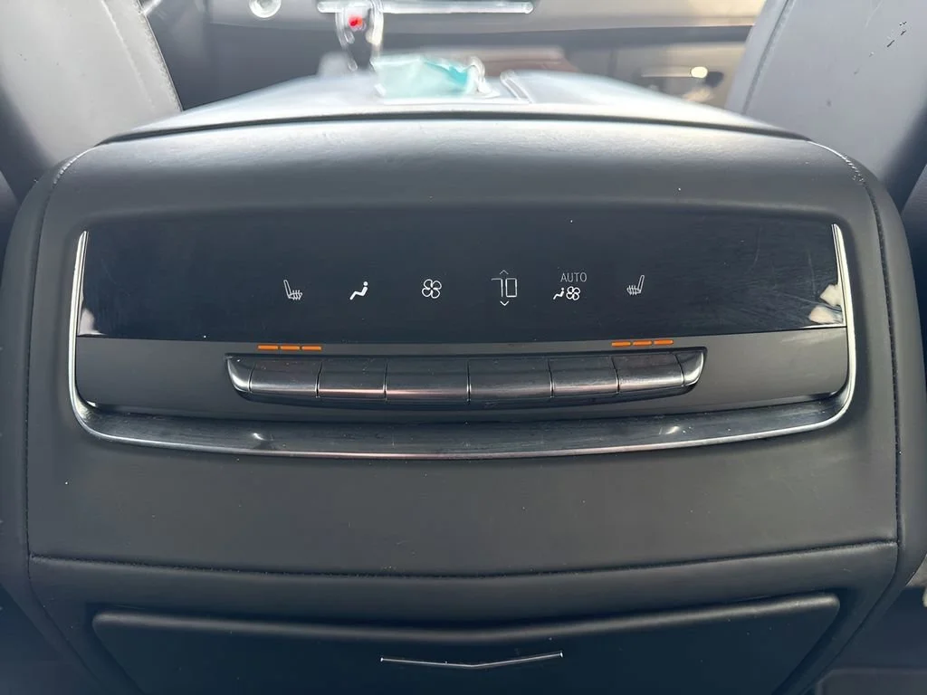 Used 2023 Black Raven Cadillac Sport Platinum image 17