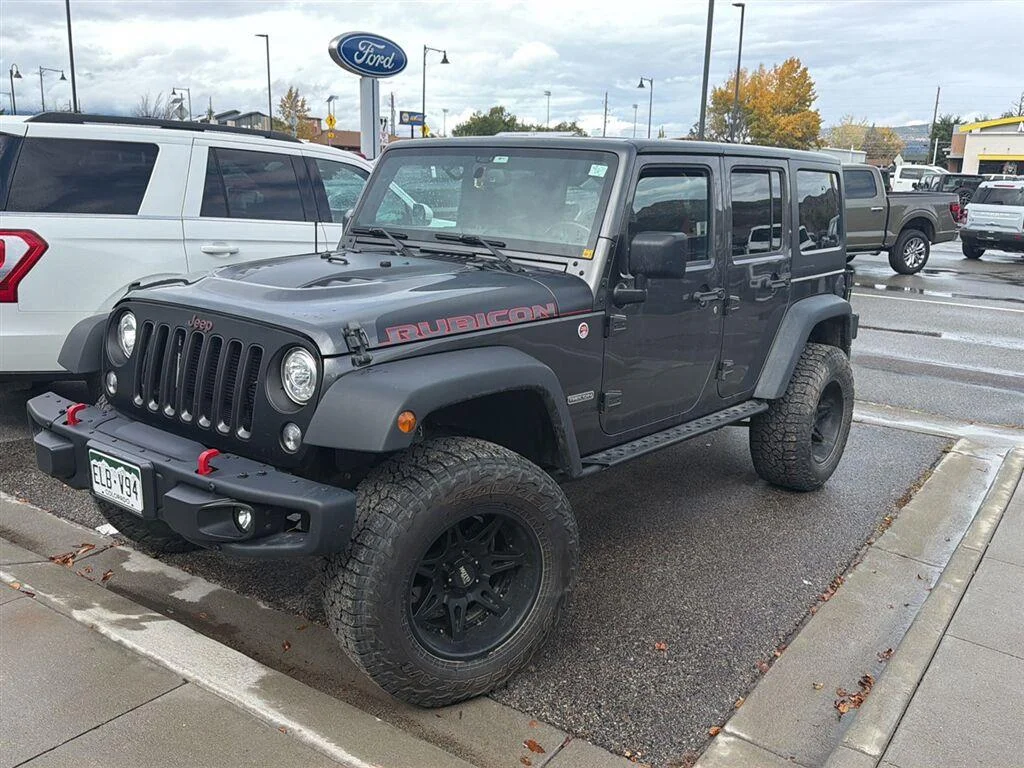 Used 2018  Jeep Rubicon image 1