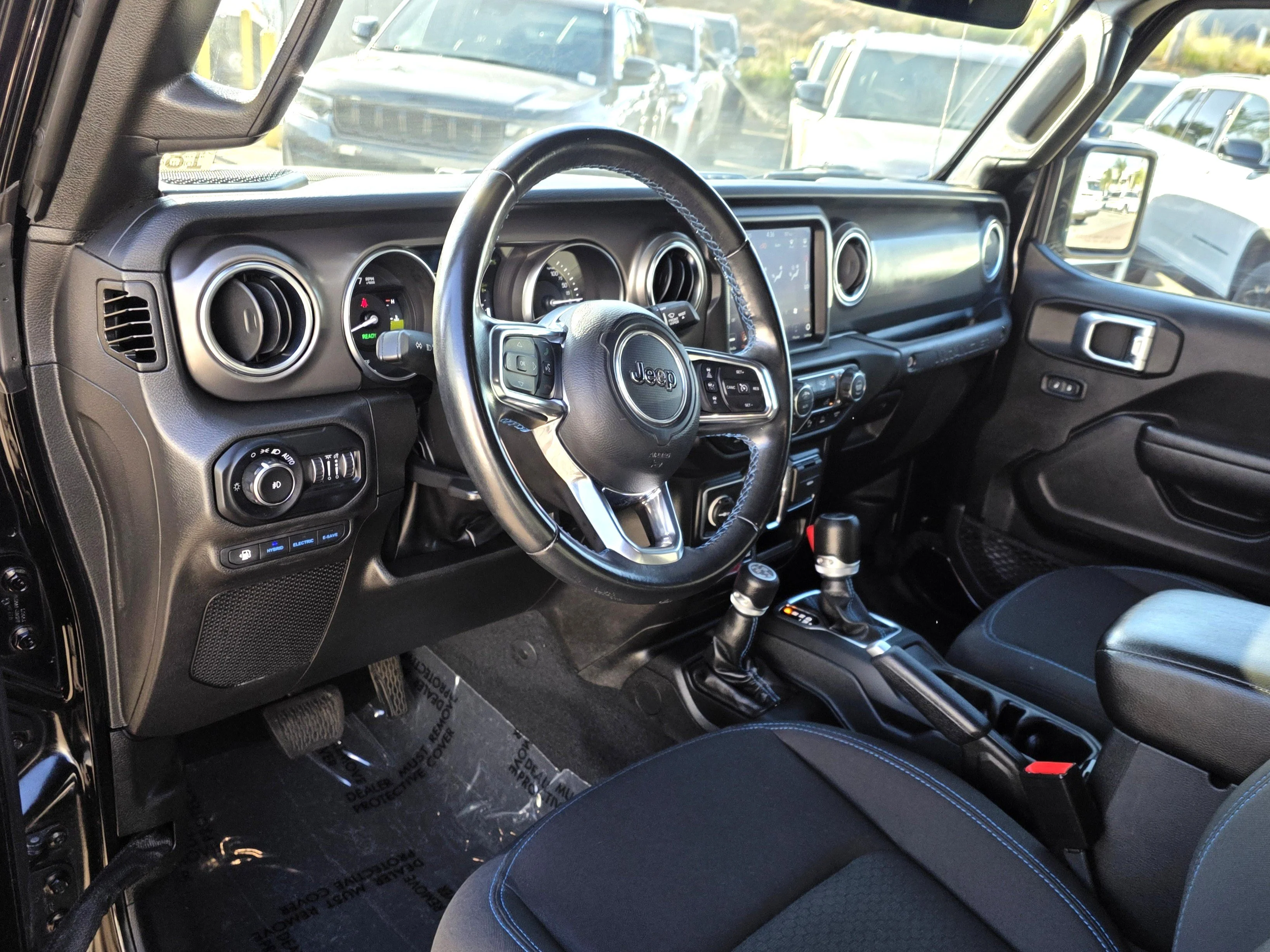 Certified Used 2022 Black Clearcoat Jeep Unlimited Rubicon 4xe image 10