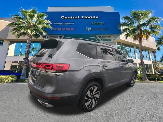 Used 2024 Gray Volkswagen 2.0T SE w/Technology image 4