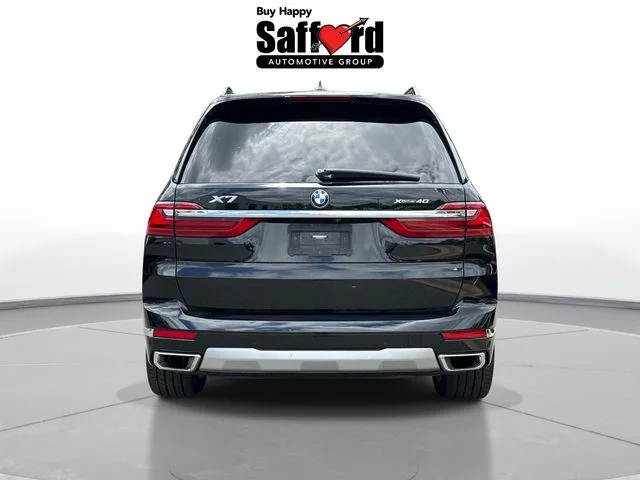 Used 2022 Black BMW xDrive40i image 7