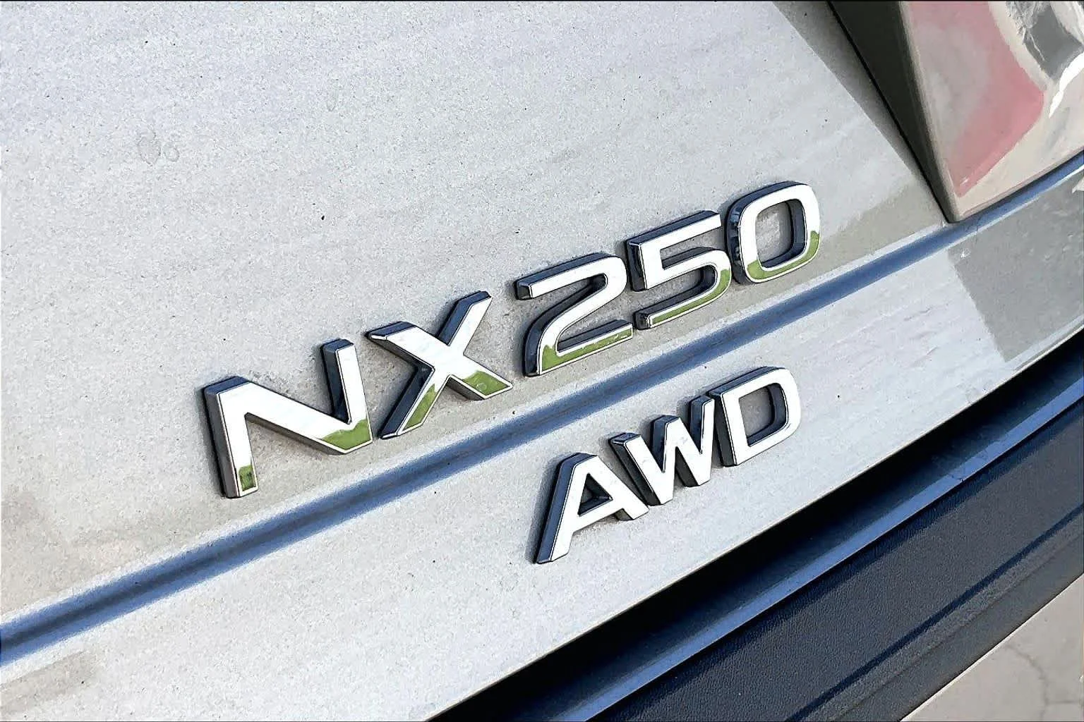 Used 2024 Atomic Silver Lexus  image 9