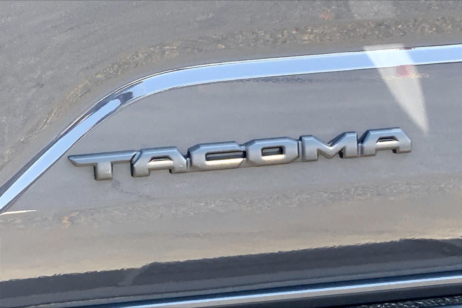 New 2026 Underground Toyota SR5 image 17