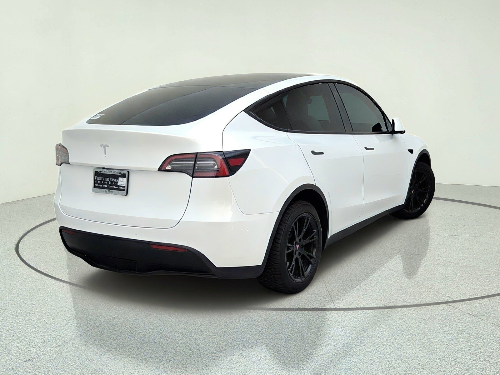 Used 2021 WHITE Tesla Long Range image 9
