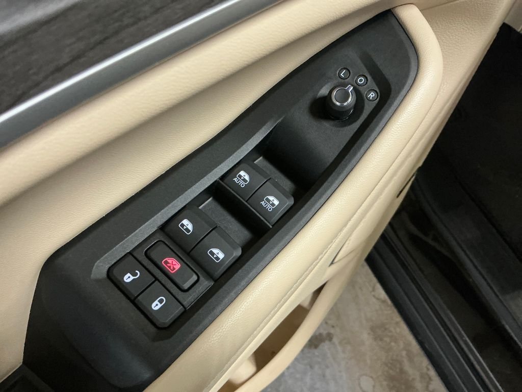 Certified Used 2023 Black Jeep Limited image 16