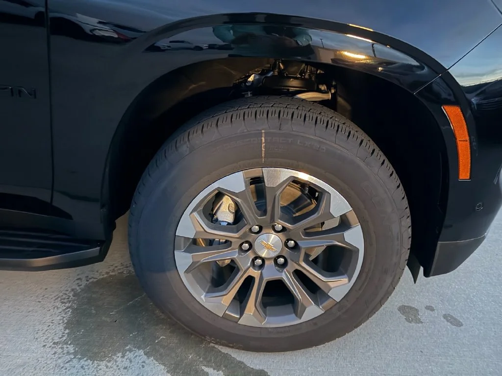 New 2026 Black Chevrolet LT image 9