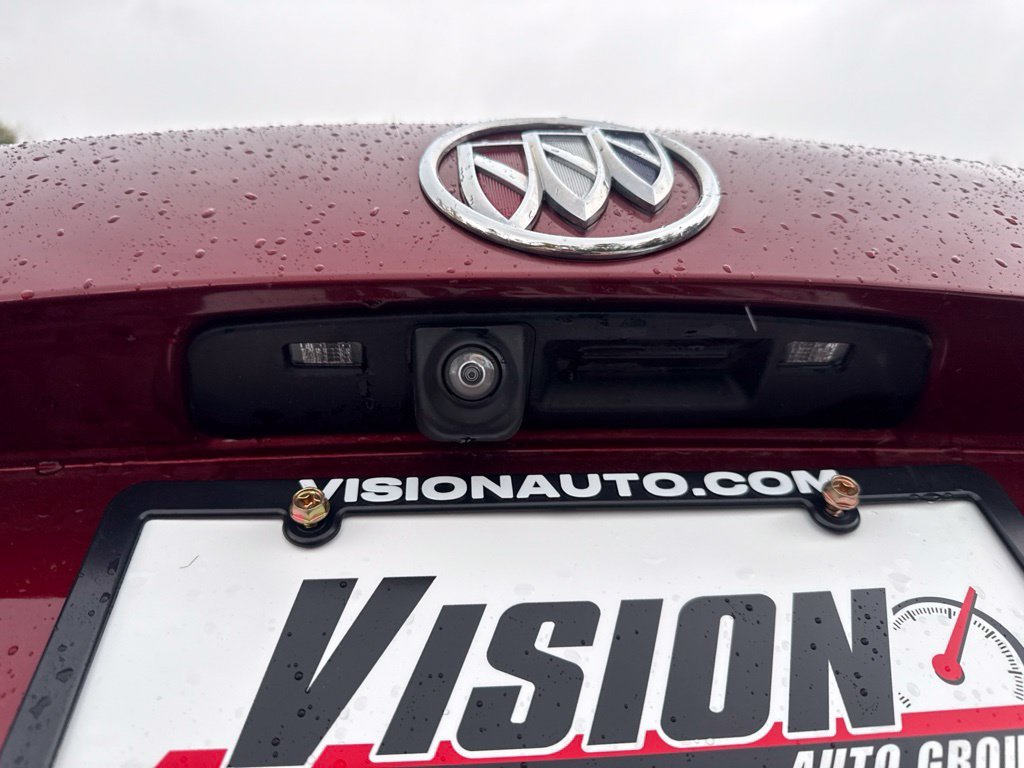 Used 2022 Red Buick Essence image 15