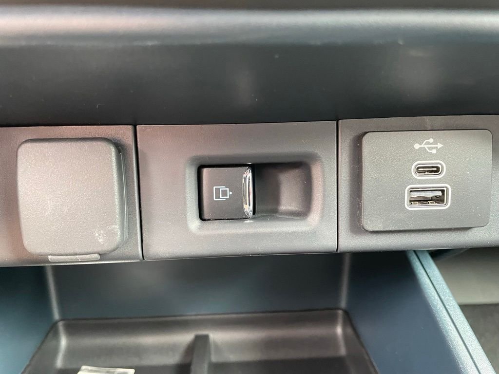 New 2026 Space White Metallic Ford Tremor® image 14