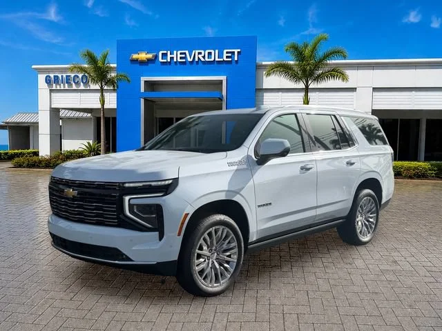 New 2026 Polar White Tricoat Chevrolet High Country image 3