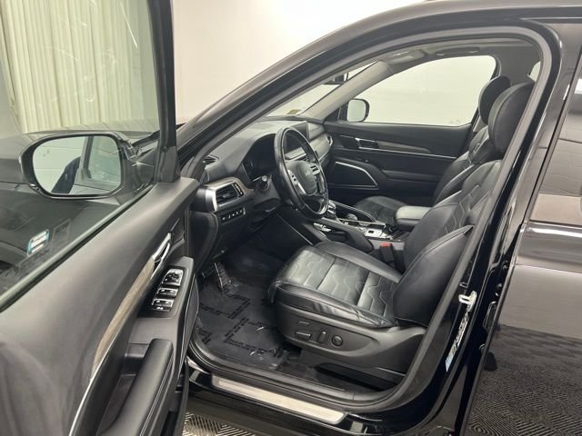 Used 2022 Black Kia SX image 12