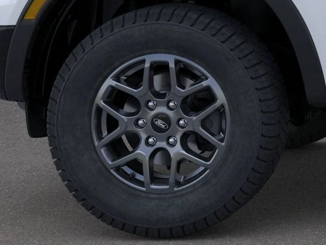 New 2026 Oxford White Ford XLT image 19