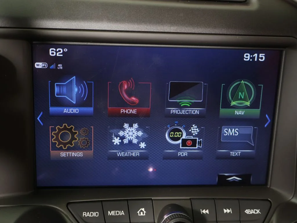 Used 2017 Arctic White Chevrolet Z06 image 41