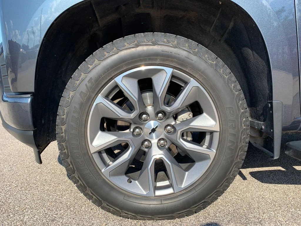 Used 2022 Gray Chevrolet RST image 31