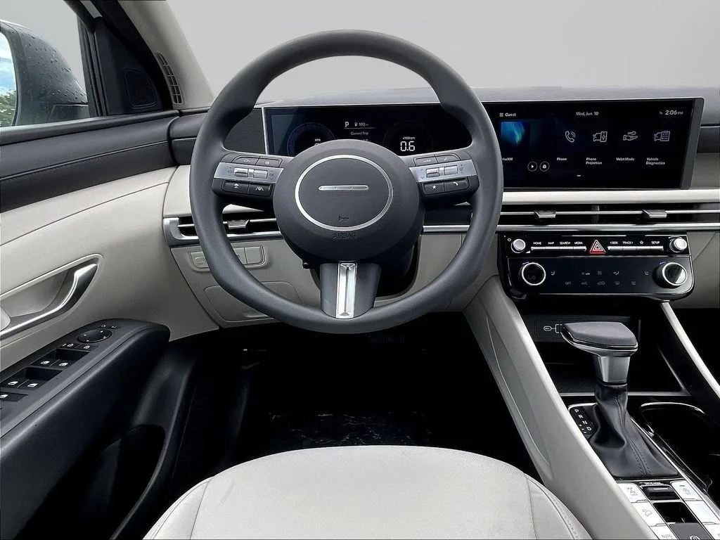 New 2026 White Hyundai SEL image 16