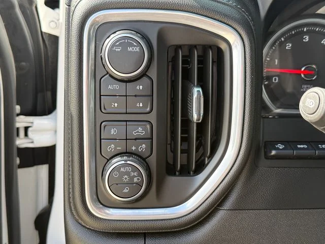 Used 2022 Beige Chevrolet High Country image 20