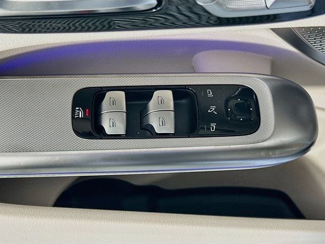 New 2027 MANUFAKTUR Alpine Grey Mercedes-Benz CLE 300 image 49
