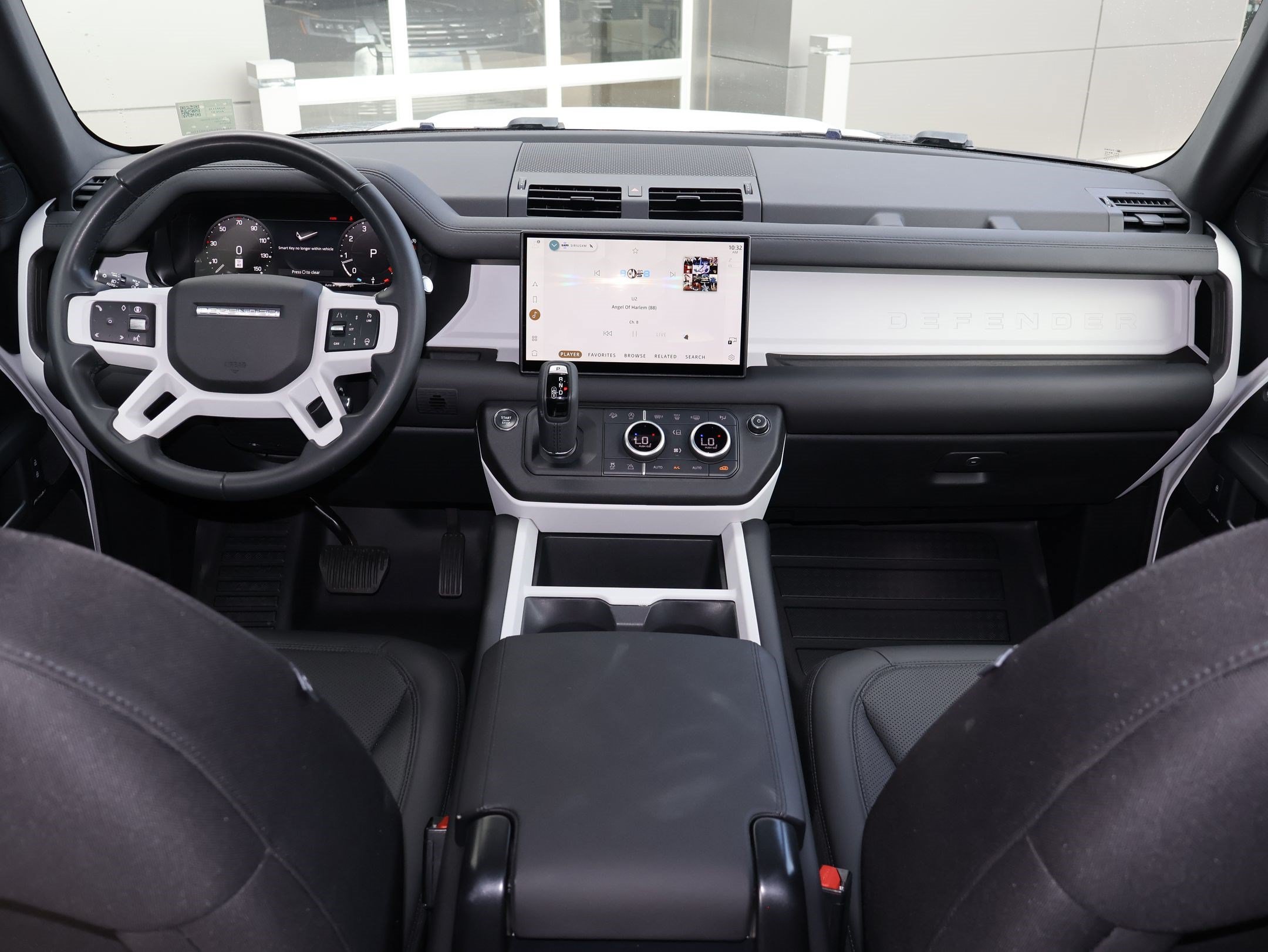 Used 2025 Fuji White Land Rover 110 P300 S image 28
