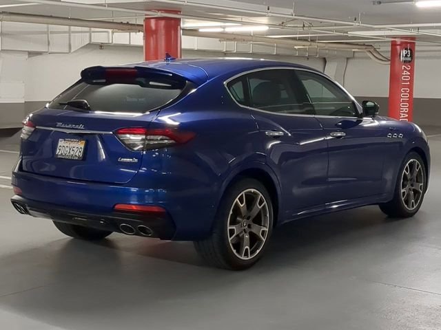 Used 2022 Blue Maserati Modena image 7