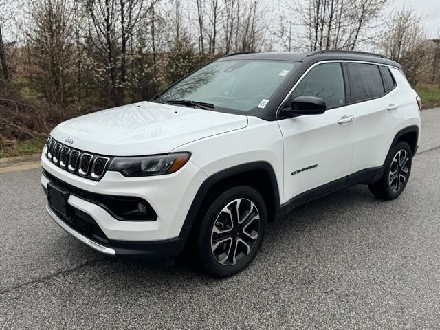 2023 Jeep Compass Limited 4X4's photo