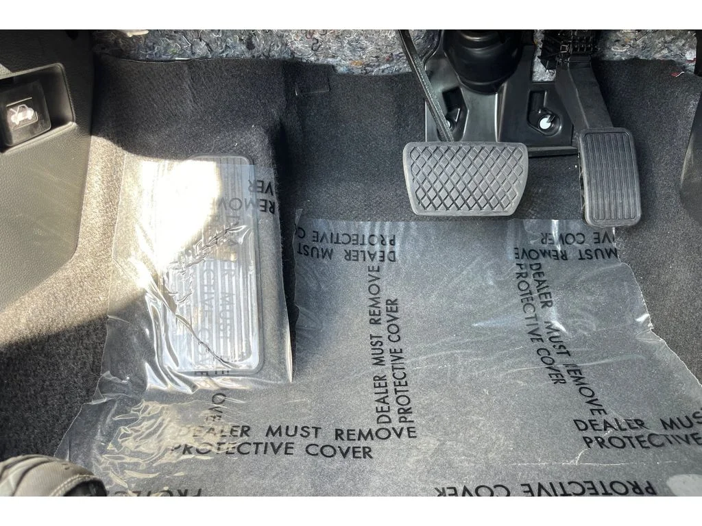 Certified Used 2023 Lunar Silver Metallic Honda EX image 37
