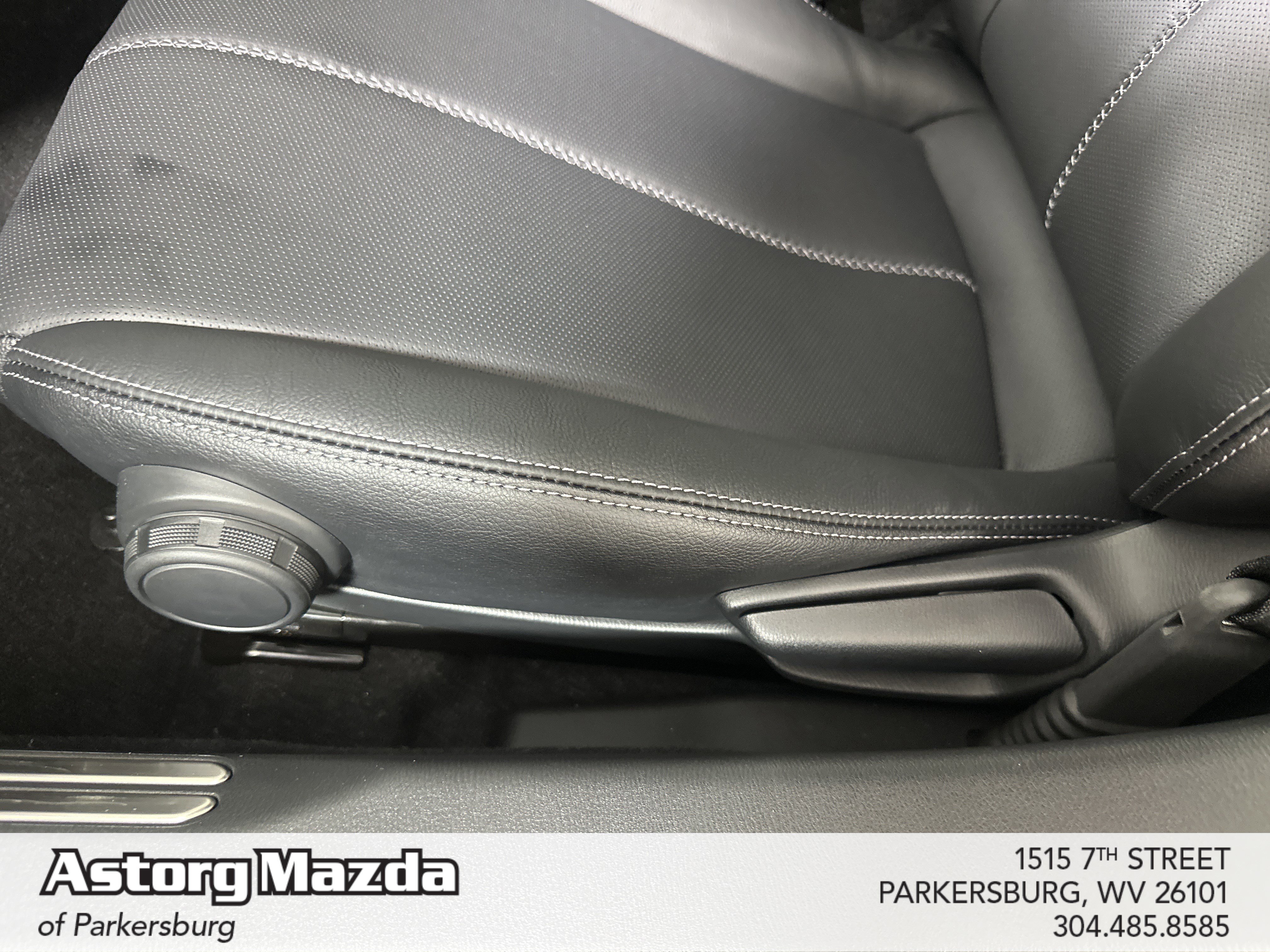 2025 Mazda MX-5 Miata RF Grand Touring - Photo 10