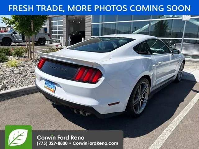 Used 2015 Oxford White Ford GT Premium image 7