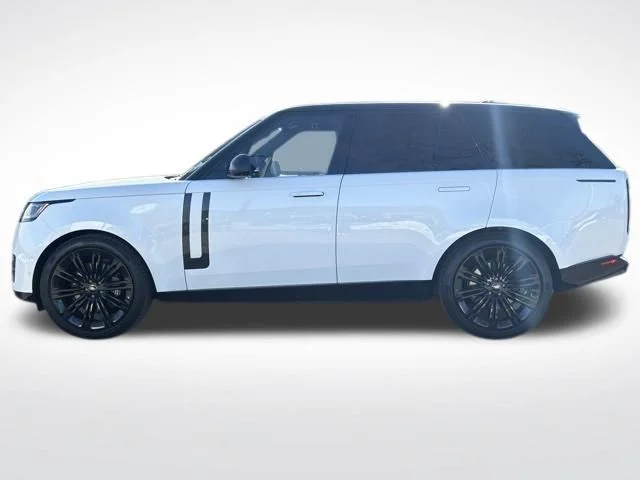 Certified Used 2025 White Land Rover SE image 5