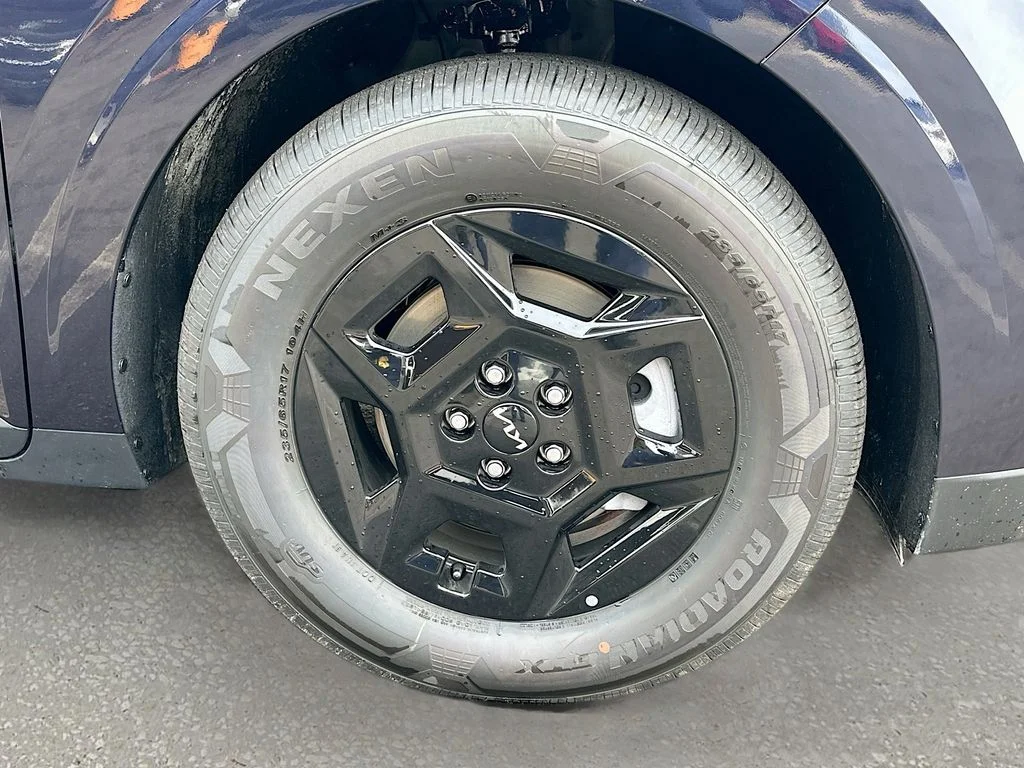 New 2026 Deep Chroma Blue Kia LXS image 30