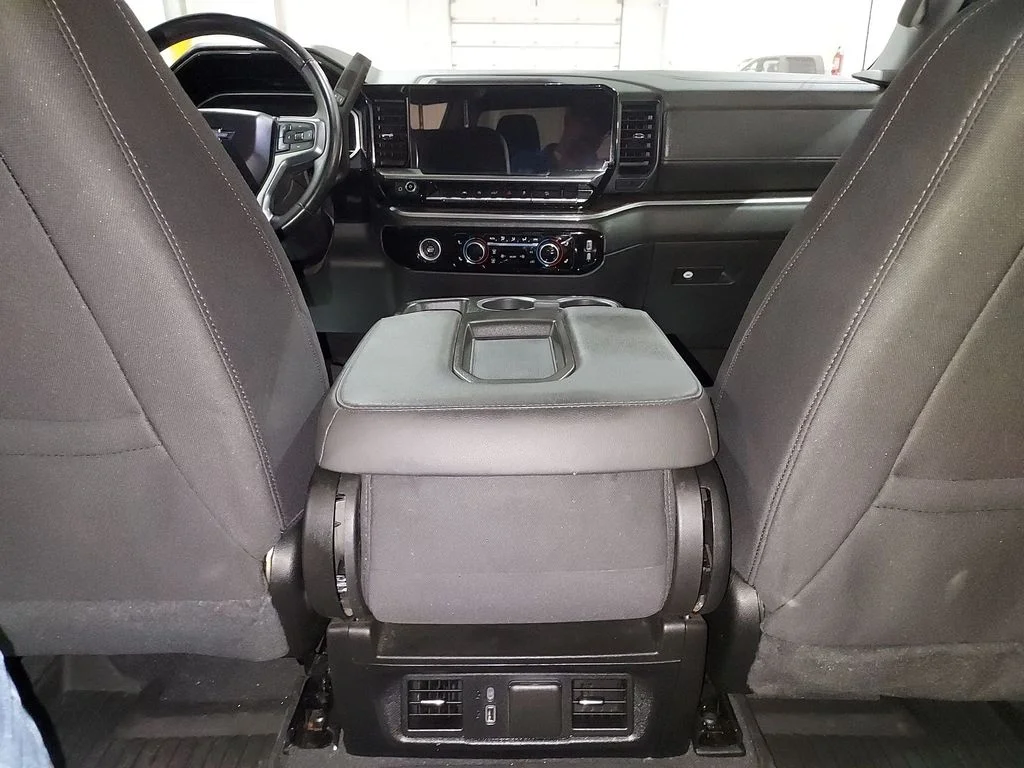Used 2023 White Chevrolet RST image 10