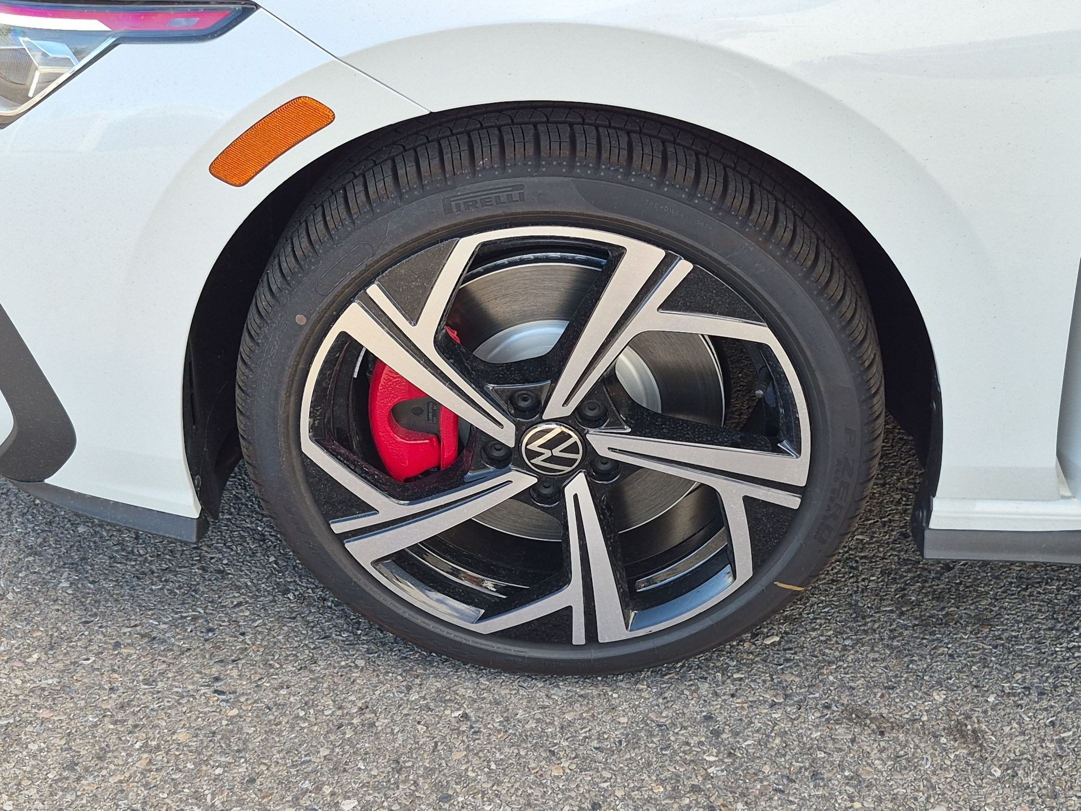 New 2026 Opal White Pearl Volkswagen SE image 16