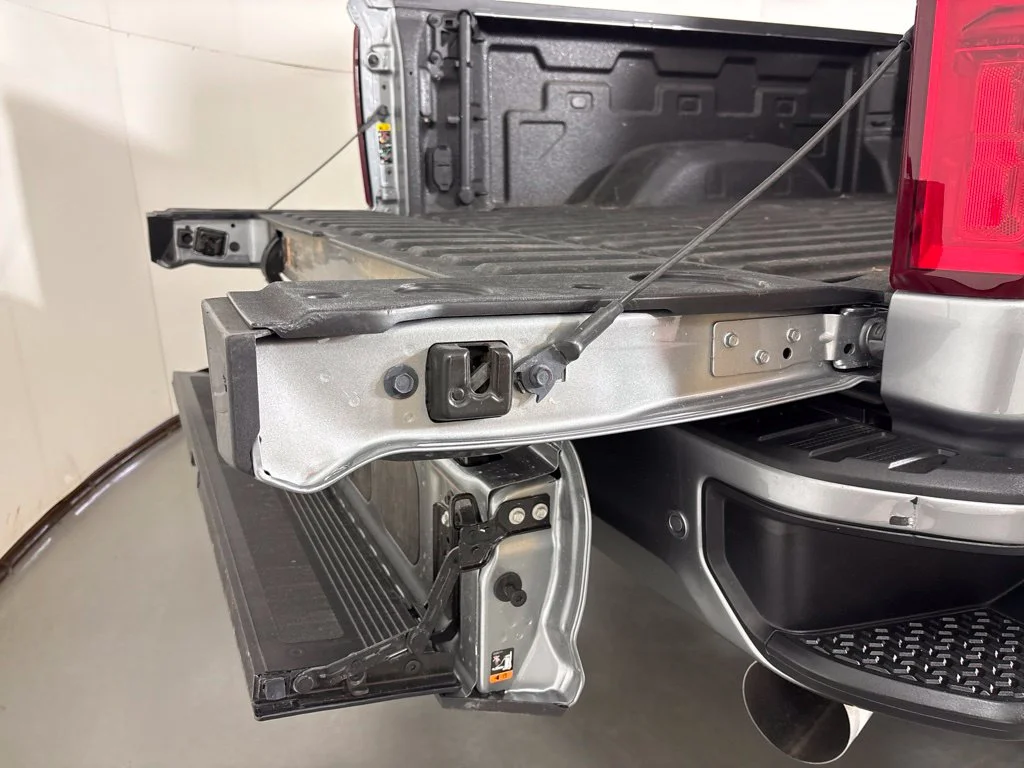 Used 2024 Gray Chevrolet High Country image 20