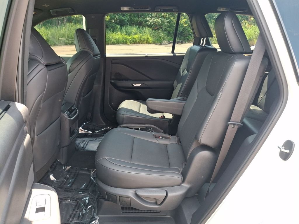 Certified Used 2025 WIND CHILL PEARL Lexus 500h F SPORT Premium image 23