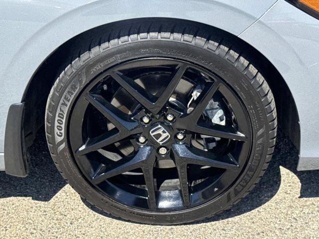 Used 2026 Urban Gray Pearl Honda  image 31