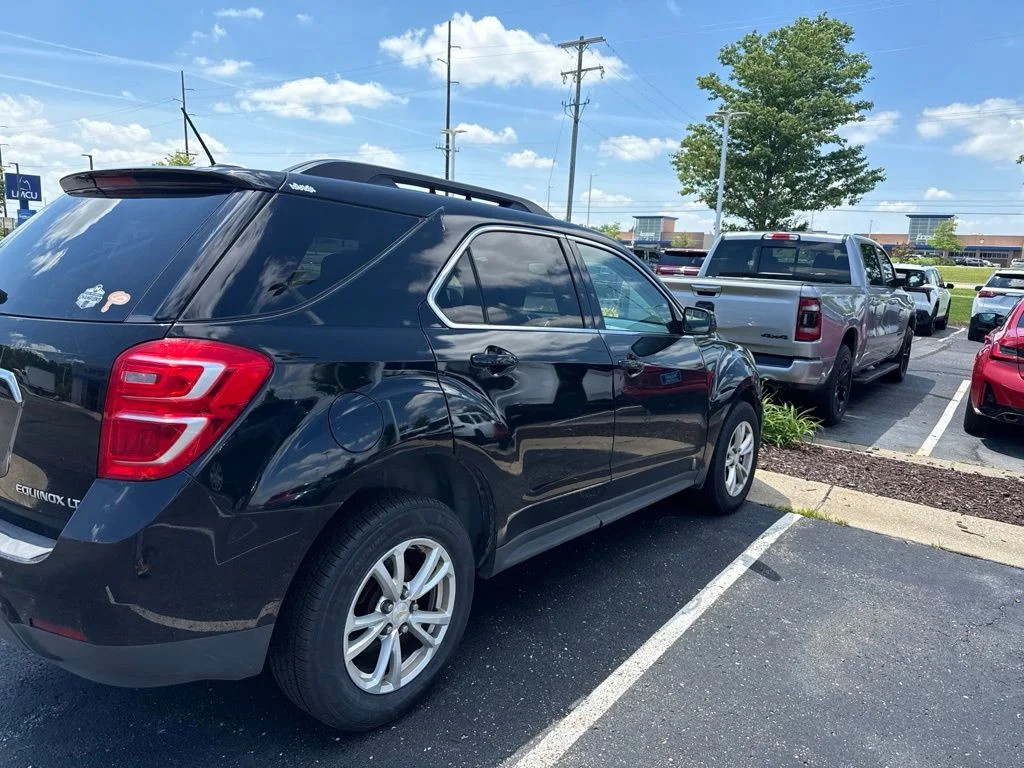 Used 2016 Black Chevrolet LT image 9