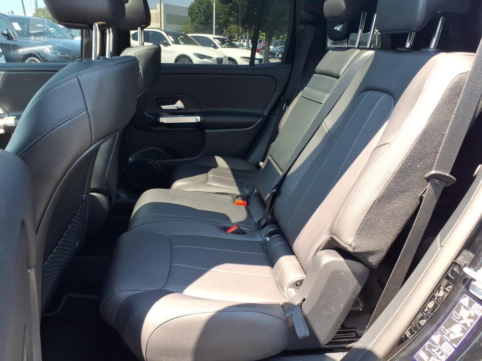 Used 2023 Night Black Mercedes-Benz GLB 250 image 21