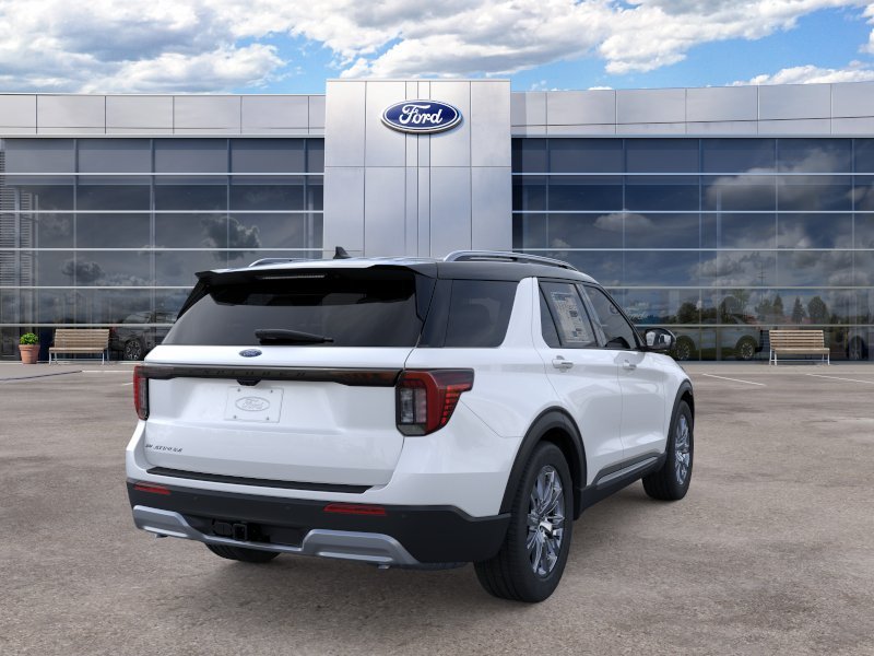 New 2026 Star White Metallic Tri-Coat Ford Platinum™ image 8