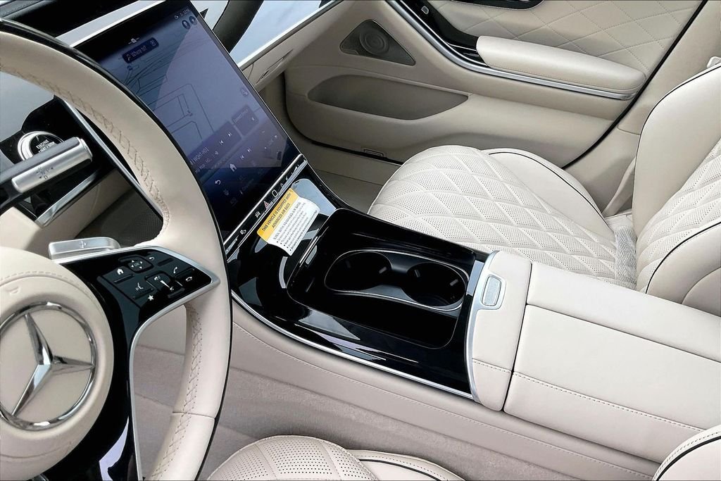 New 2026 Obsidian Black Metallic Mercedes-Benz S 580 image 8