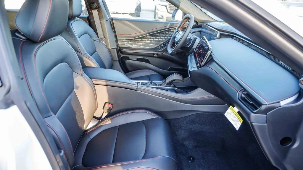 New 2026 White Dodge R/T Plus image 21